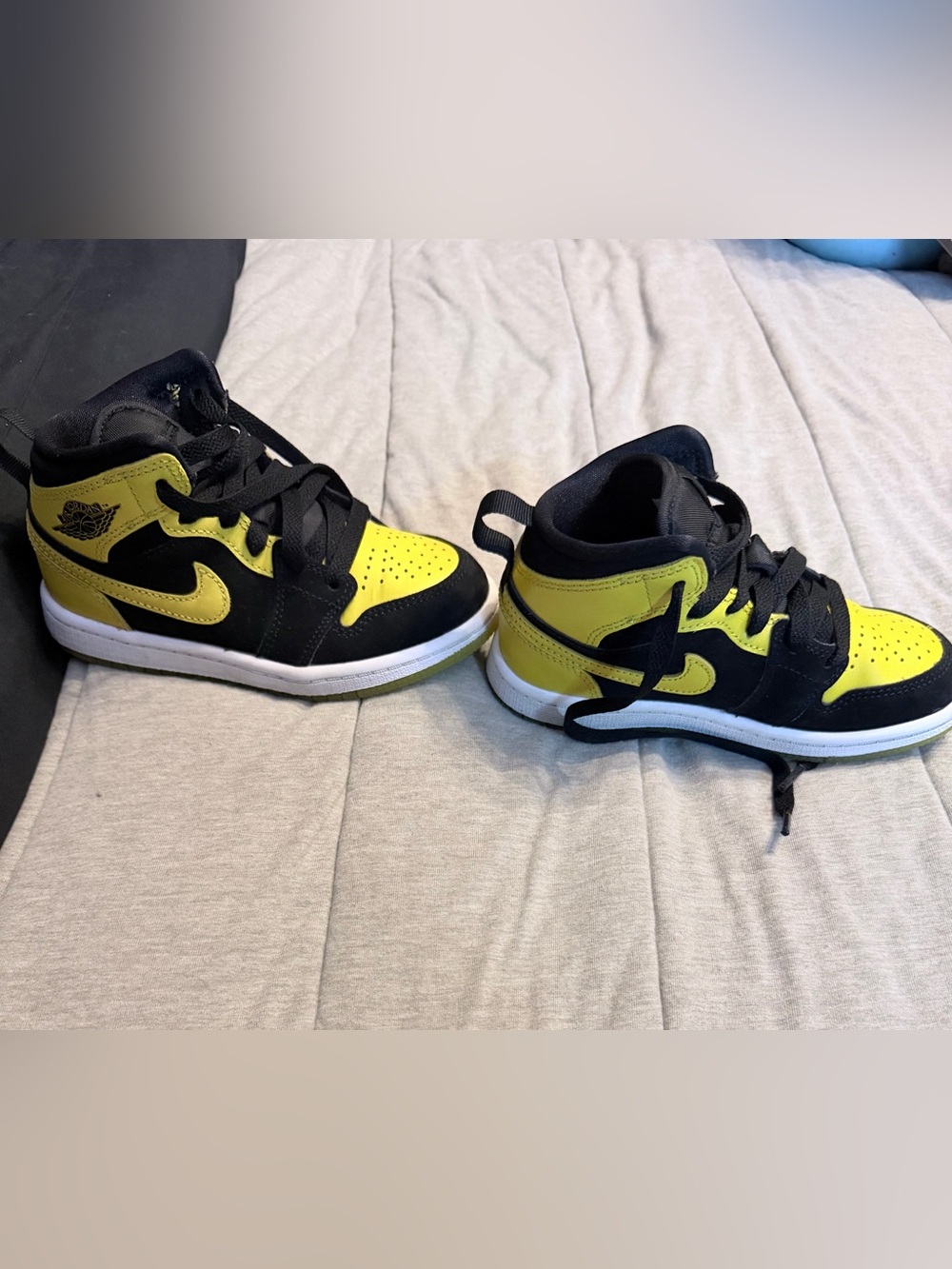 Kids Black & Yellow Jordanโs